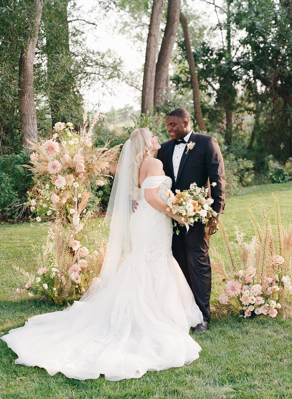 Elle & Ron | Boulder Flower Farm - Destination Wedding Photographer ...